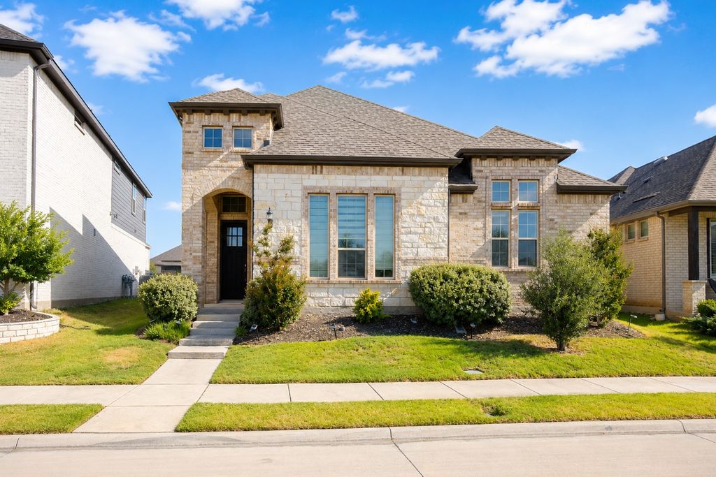 1655 Fagan Street, Farmers Branch, TX 75234