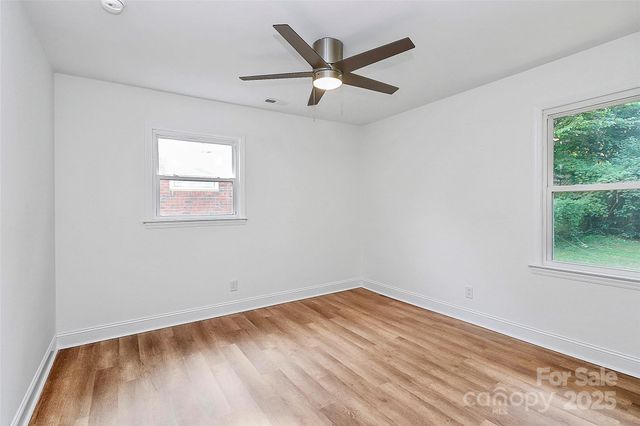3915 Crestridge Drive, Charlotte, NC 28217