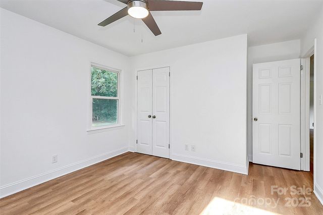 3915 Crestridge Drive, Charlotte, NC 28217