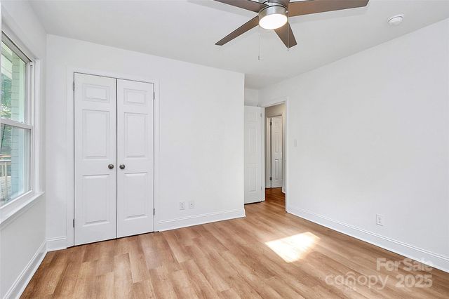 3915 Crestridge Drive, Charlotte, NC 28217