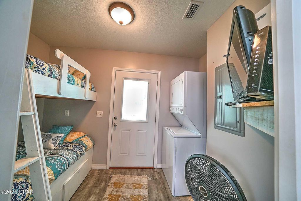 Image 15 of property listing at 516 Venture Boulevard, Panama City Beach, FL 32408