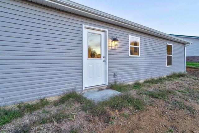 330 Ranger Lane, Dale, IN 47523