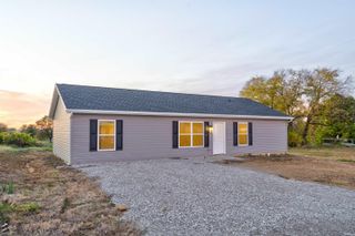 330 Ranger Lane, Dale, IN 47523