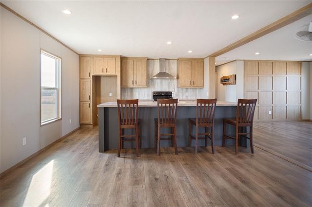 6330 Willow Bend Drive, Guthrie, OK 73044