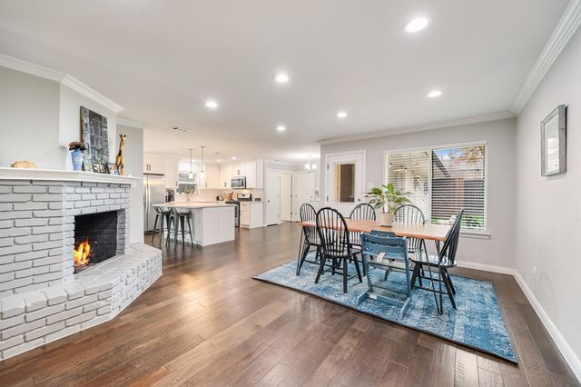 25 Park Place, Richardson, TX 75081