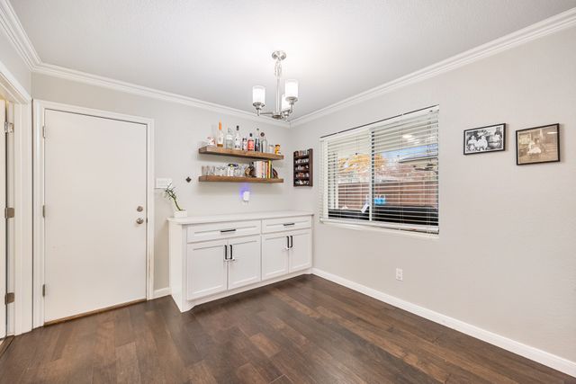 25 Park Place, Richardson, TX 75081