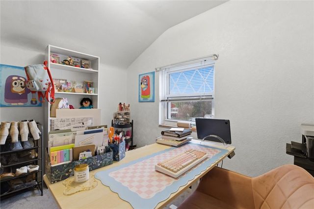 2013 Woodward Ave, Brookline, PA 15226