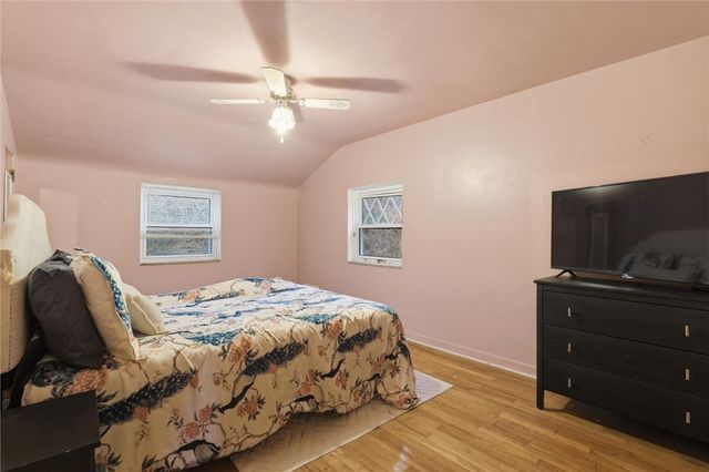 2013 Woodward Ave, Brookline, PA 15226