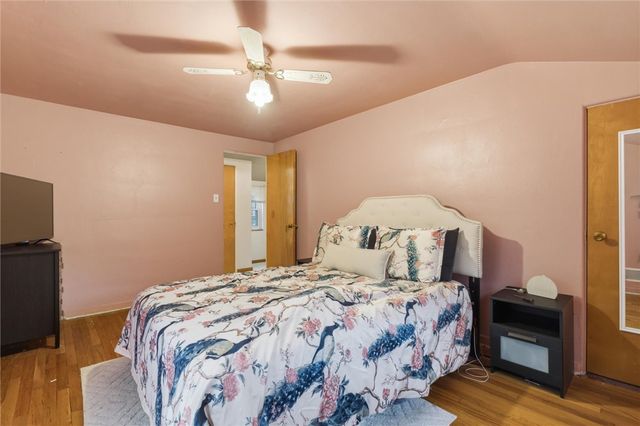 2013 Woodward Ave, Brookline, PA 15226