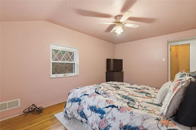 2013 Woodward Ave, Brookline, PA 15226