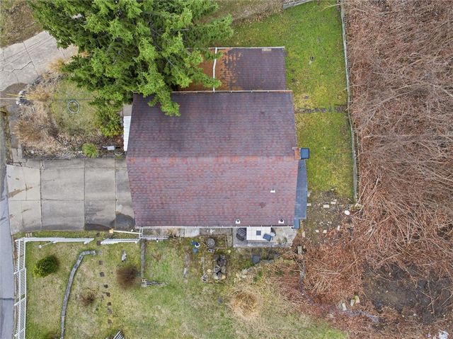 2013 Woodward Ave, Brookline, PA 15226