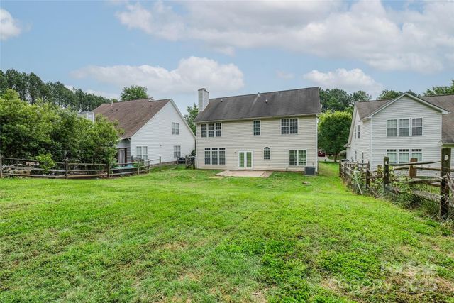 16017 Woodcote Drive, Huntersville, NC 28078