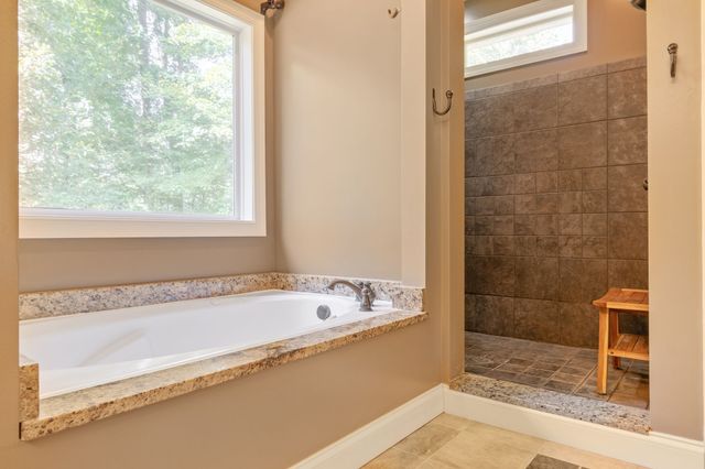 5756 Burgess Gower Rd, Springfield, TN 37172