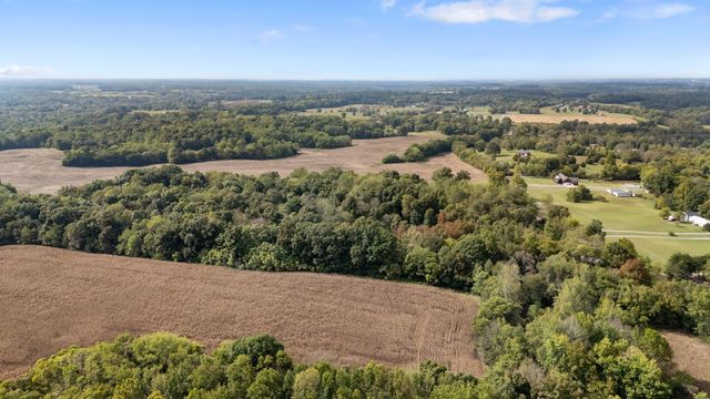 5756 Burgess Gower Rd, Springfield, TN 37172