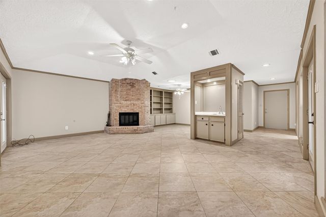 11007 Bandlon Drive, Houston, TX 77072