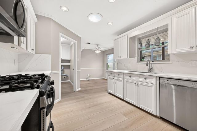 11007 Bandlon Drive, Houston, TX 77072