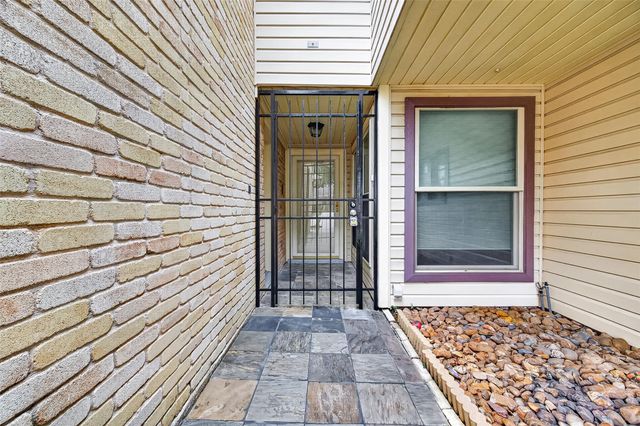11007 Bandlon Drive, Houston, TX 77072