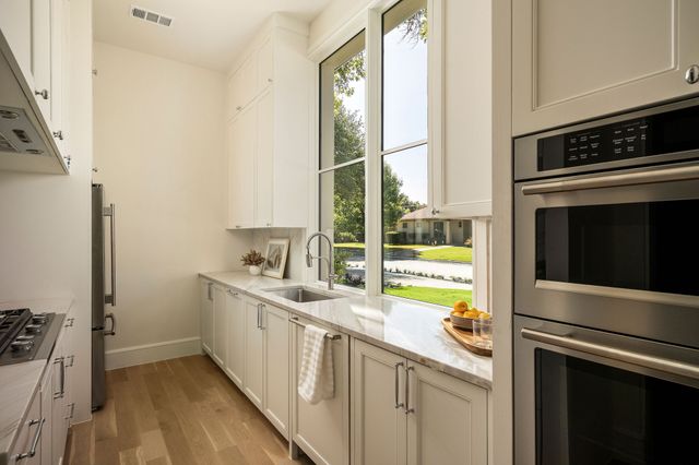 6207 Joyce Way, Dallas, TX 75225