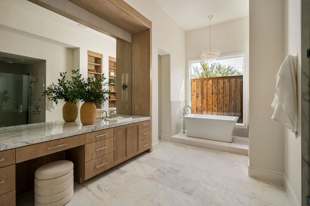 6207 Joyce Way, Dallas, TX 75225