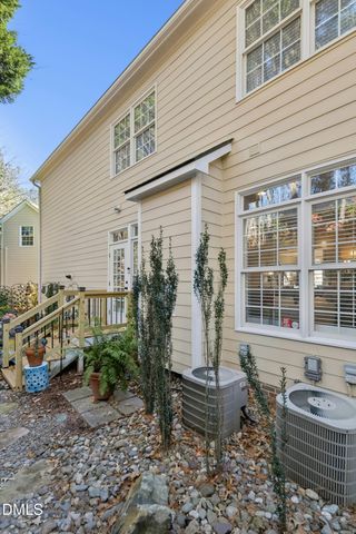 206 Royal Kings Lane, Raleigh, NC 27615