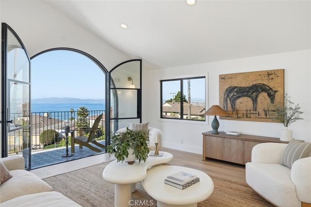 406 Via Mesa Grande, Redondo Beach, CA 90277