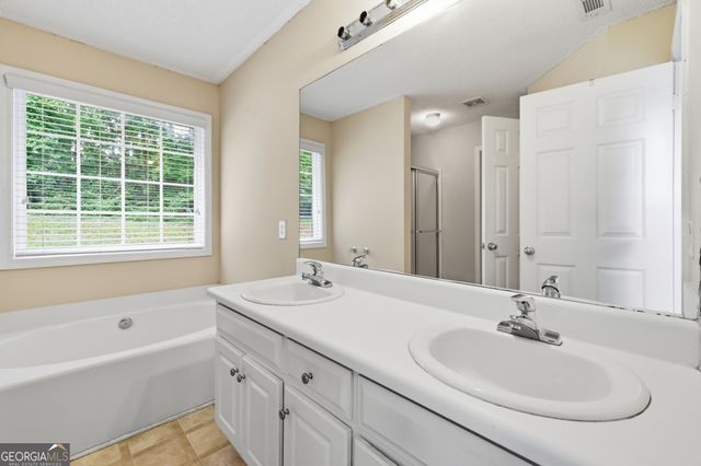 246 Greystone Drive, Jefferson, GA 30549