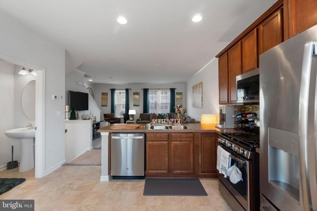 7510 RESCH LOOP, Glen Burnie, MD 21061