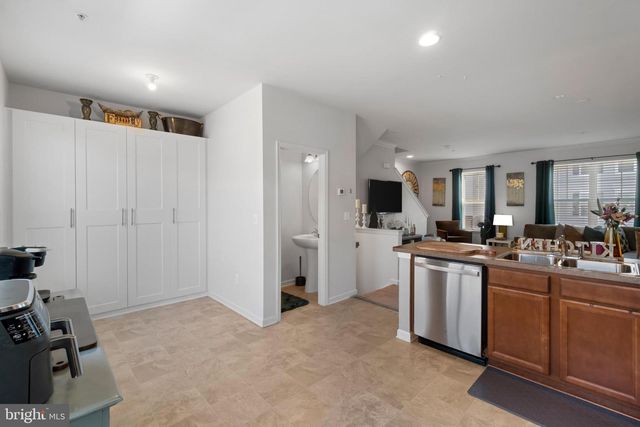 7510 RESCH LOOP, Glen Burnie, MD 21061