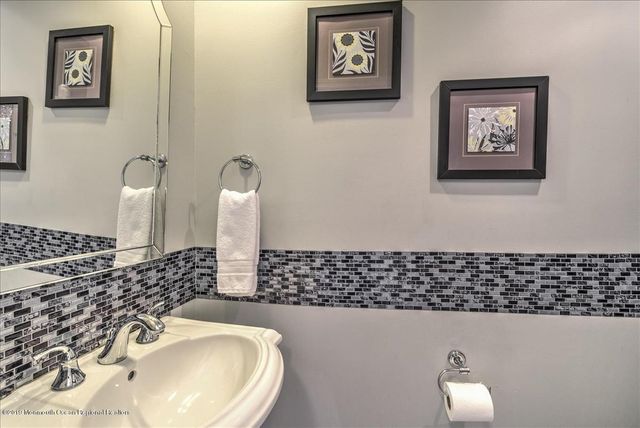 24 Mount Drive, West Long Branch, NJ 07764