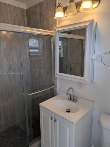 2116 Monroe Ter, Hollywood, FL 33020