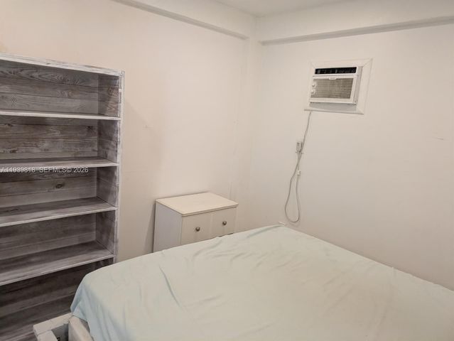 2116 Monroe Ter, Hollywood, FL 33020