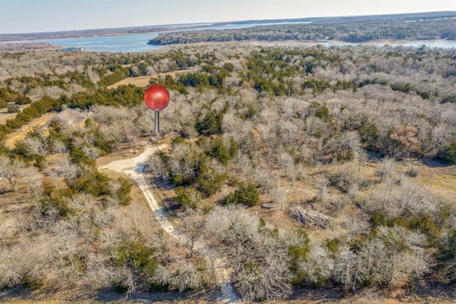224 Stribbling Lane, Whitesboro, TX 76273