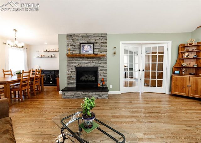 139 Palisade Circle, Manitou Springs, CO 80829