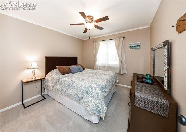 139 Palisade Circle, Manitou Springs, CO 80829