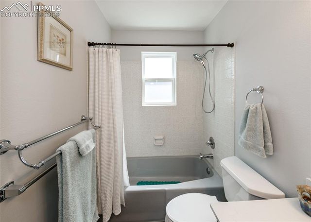 139 Palisade Circle, Manitou Springs, CO 80829