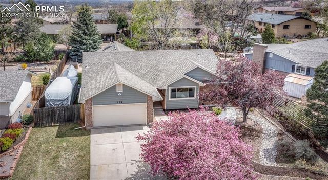 139 Palisade Circle, Manitou Springs, CO 80829