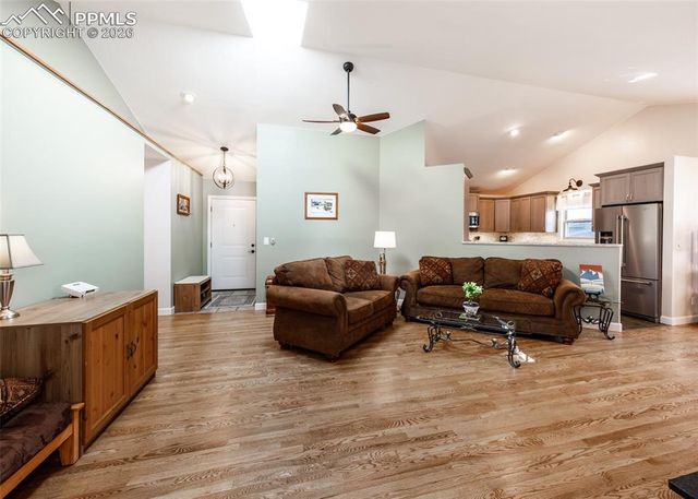 139 Palisade Circle, Manitou Springs, CO 80829