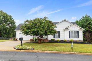 131 Chandler Downs Trail, Inman, SC 29349