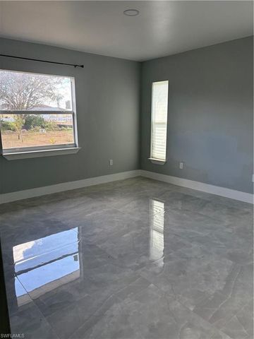 4727 21st ST SW, Lehigh Acres, FL 33973