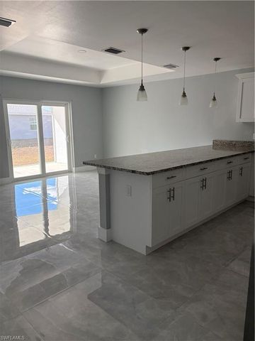 4727 21st ST SW, Lehigh Acres, FL 33973