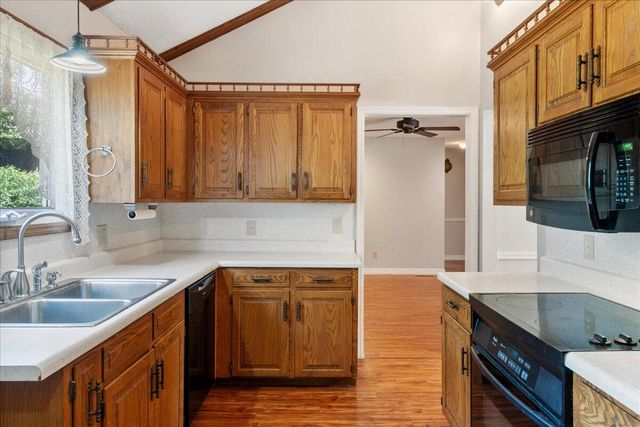 4944 South Jackson Circle, Springfield, MO 65804