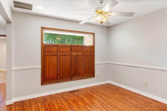 4944 South Jackson Circle, Springfield, MO 65804