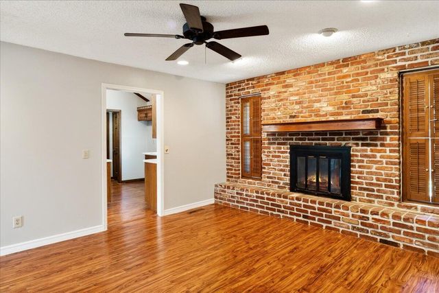 4944 South Jackson Circle, Springfield, MO 65804