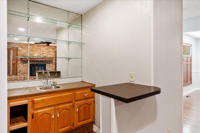 4944 South Jackson Circle, Springfield, MO 65804