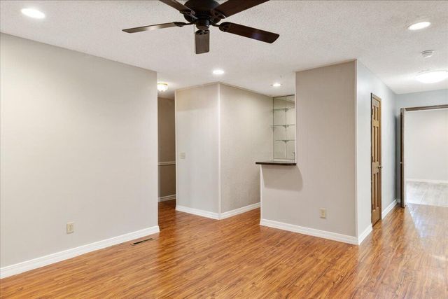 4944 South Jackson Circle, Springfield, MO 65804