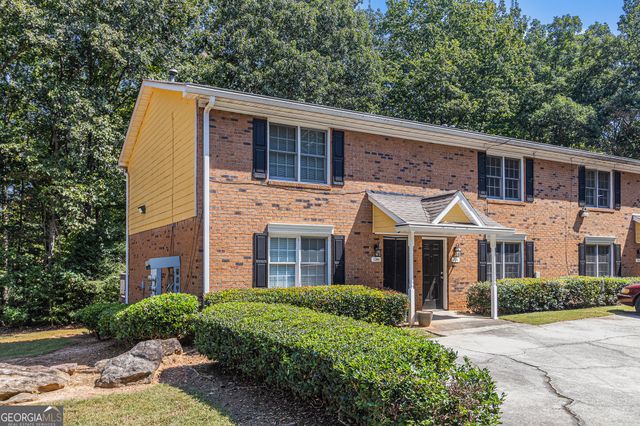 2202 Highpoint Road, Snellville, GA 30078