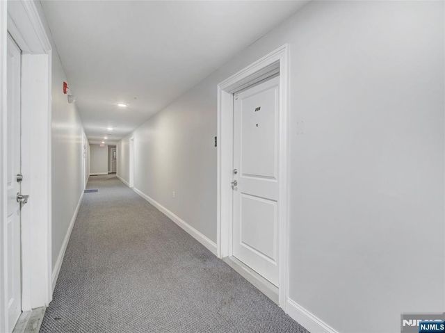 90 Clinton 204, Newark, NJ 07114