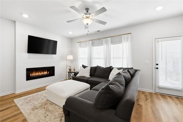 374 Mountain S Boulevard 23, Jasper, GA 30143