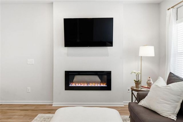 374 Mountain S Boulevard 23, Jasper, GA 30143