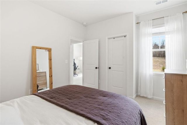 374 Mountain S Boulevard 23, Jasper, GA 30143